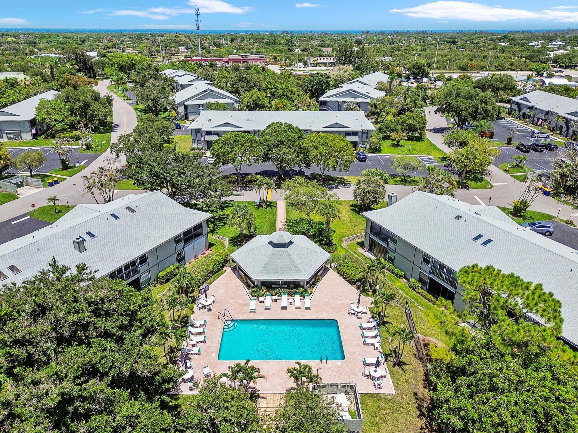 8259 SE Croft Circle, Unit L-7, Hobe Sound, FL 33455 Photo