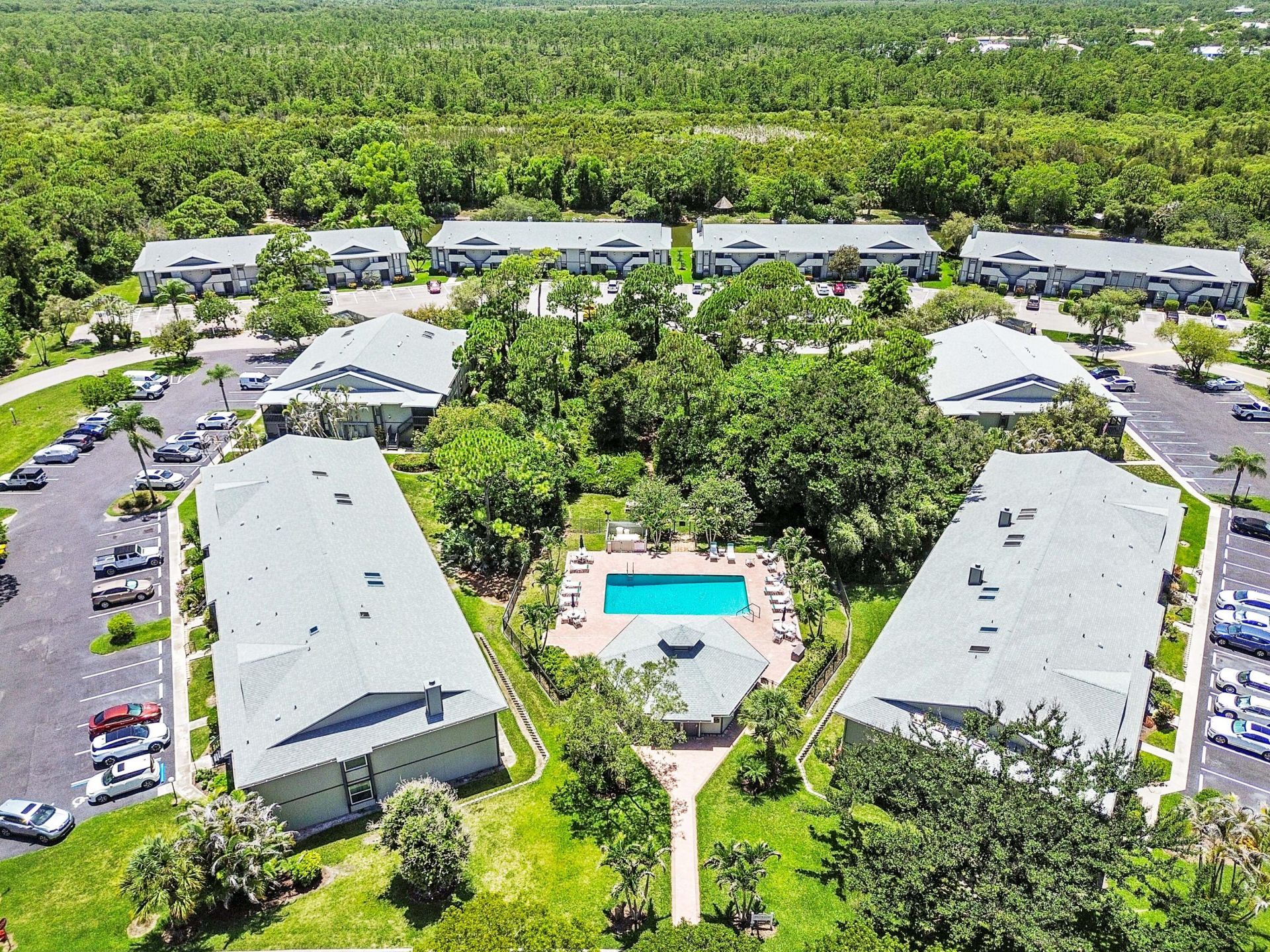 8259 SE Croft Circle, Unit L-7, Hobe Sound, FL 33455 Photo