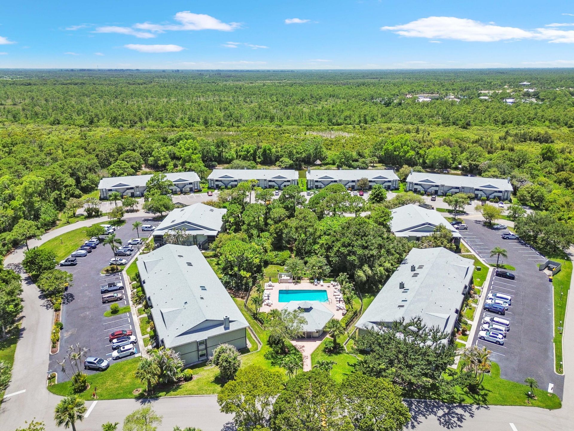 8259 SE Croft Circle, Unit L-7, Hobe Sound, FL 33455 Photo