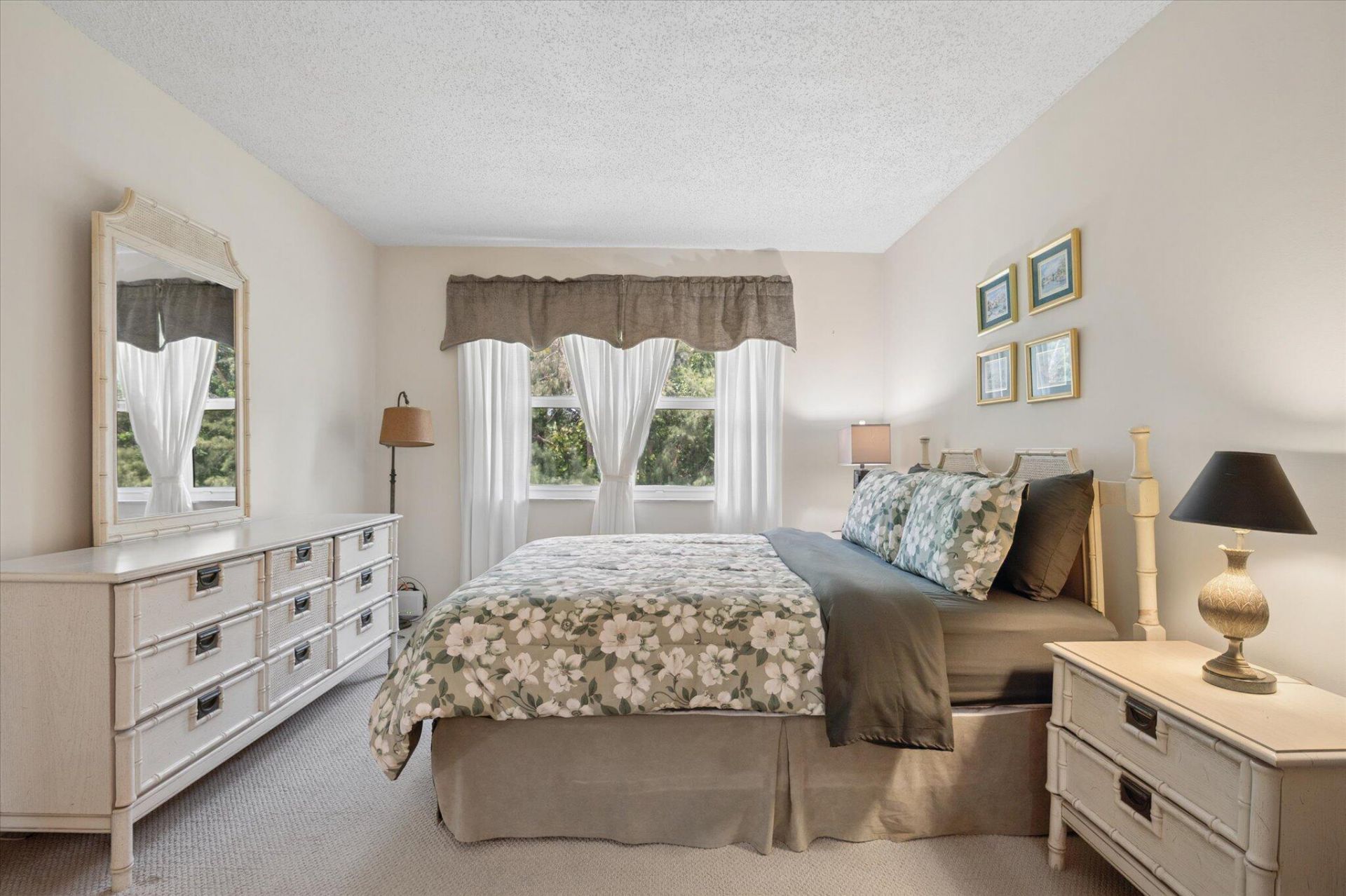 473 Lake Frances Drive, West Palm Beach, FL 33411 Photo