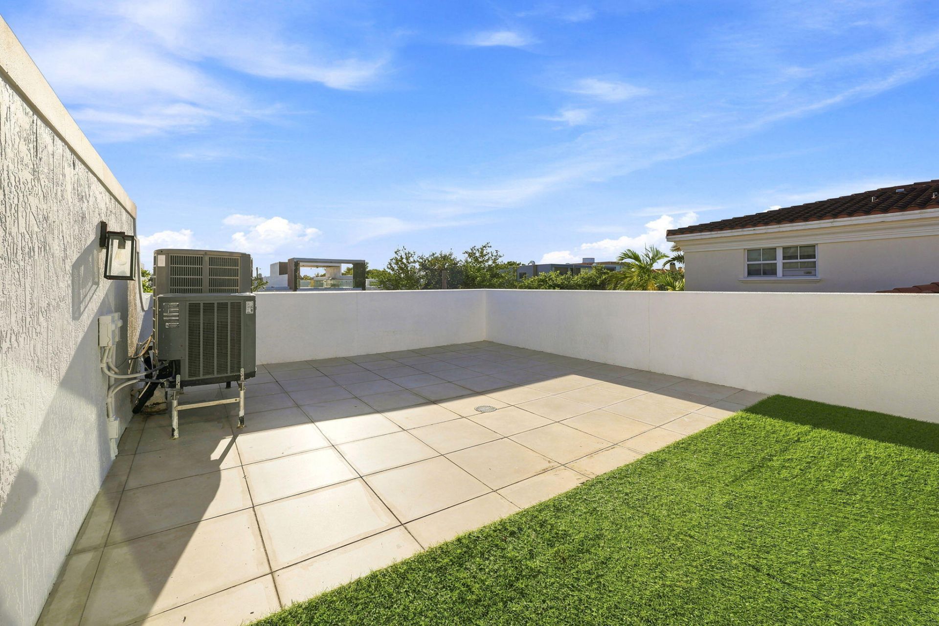 1812 NE 26th Avenue, Fort Lauderdale, FL 33305 Photo