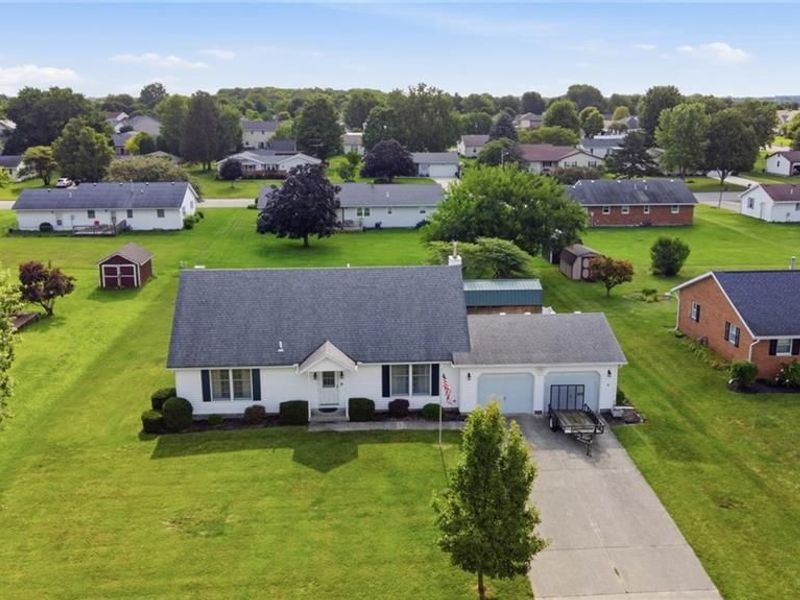 373 New Haven Drive, Urbana, OH 43078 Photo 2