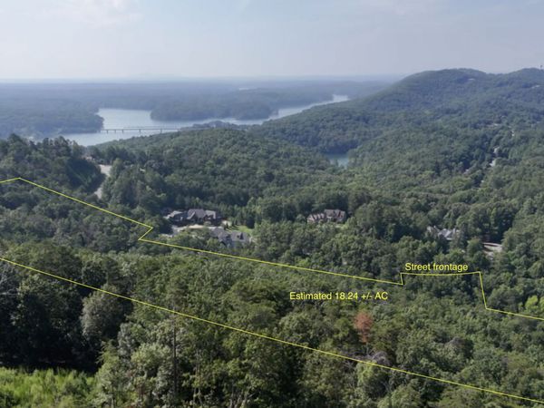 1 Somerset Lane, Emerson, GA 30121