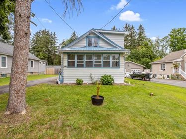 107 Randall Terrace , North Syracuse, NY 13212