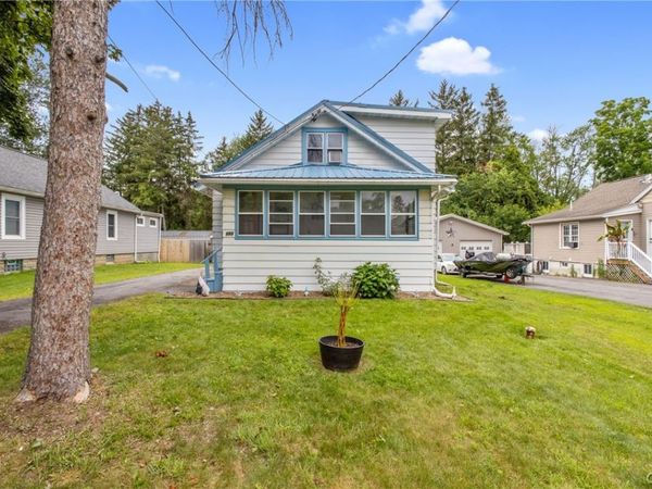 107 Randall Terrace , North Syracuse, NY 13212