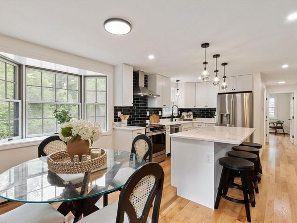 368 Hill Rd, Boxborough, MA 01719