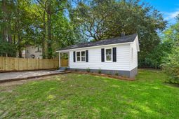 1823 Lisa Street photo 4