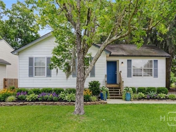 111 Crossover Lane , Savannah, GA 31410