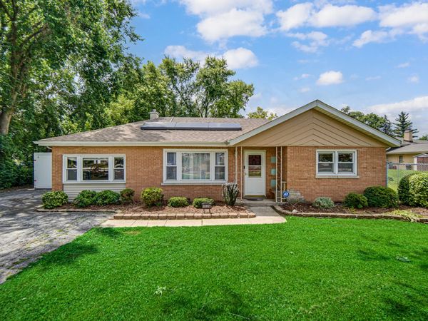 7529 W 103rd Street , Palos Hills, IL 60465