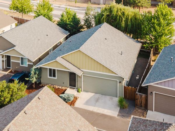 640 SE Reed Market Road, Bend, OR 97702