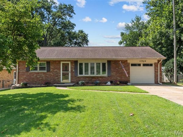 10954 Vargas Drive , St Louis, MO 63123