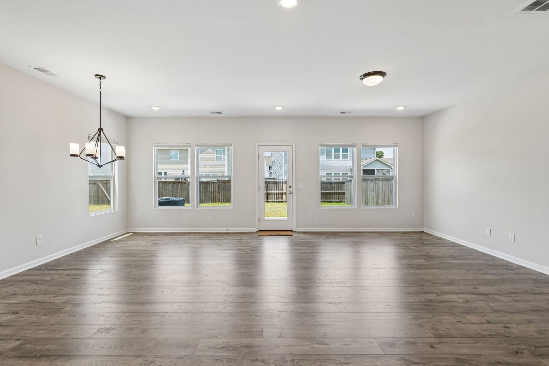 504 Purple Finch Road Photo 13