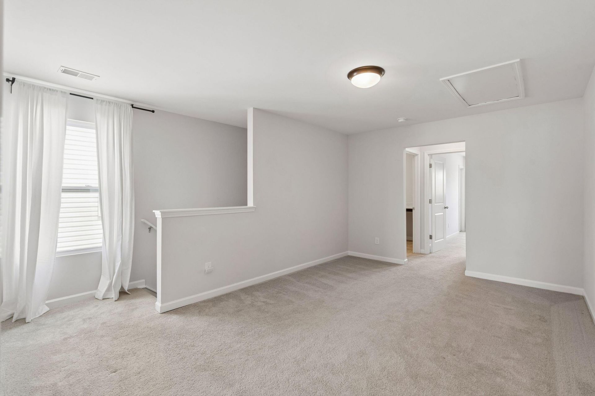 504 Purple Finch Road Photo 16
