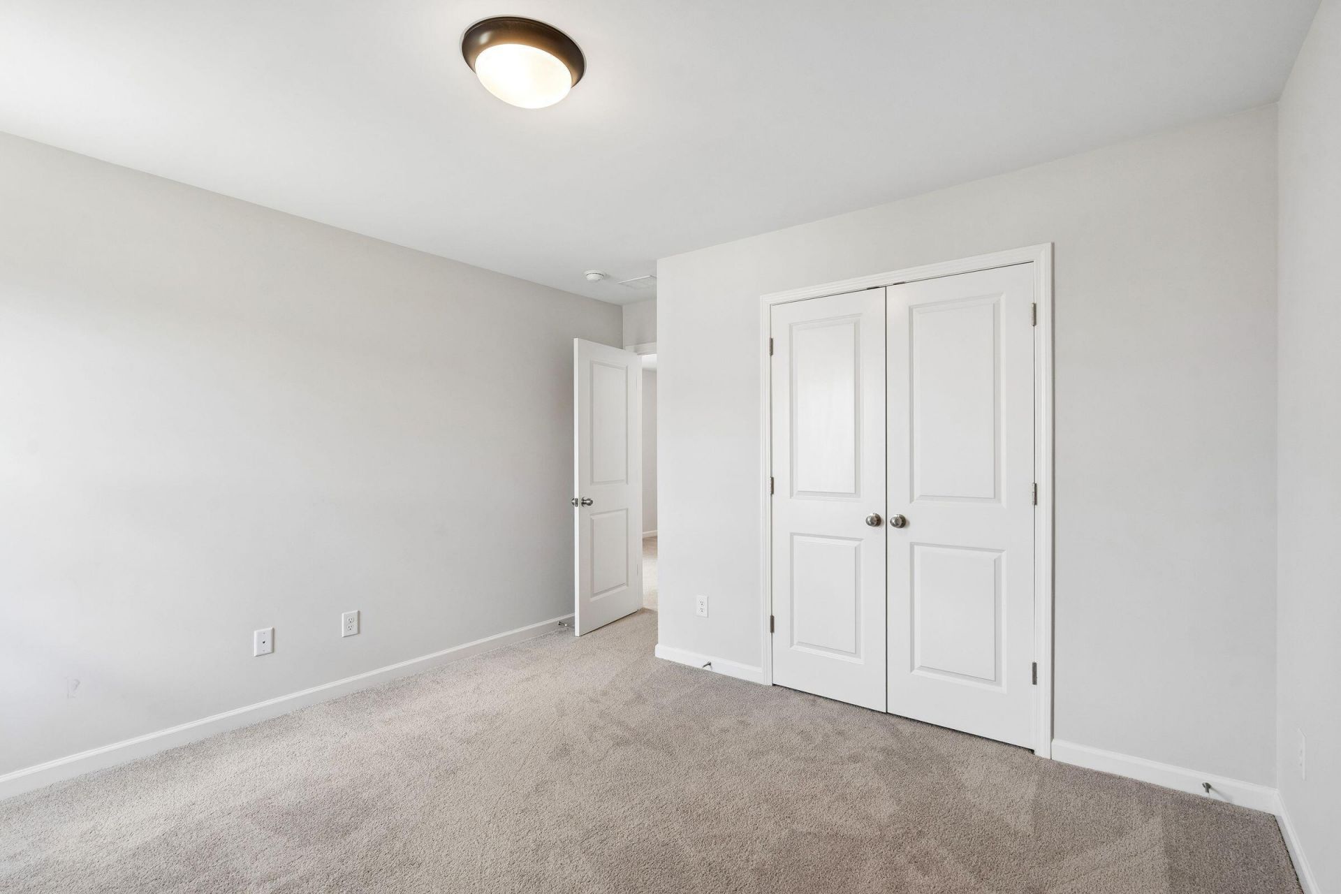 504 Purple Finch Road Photo 23