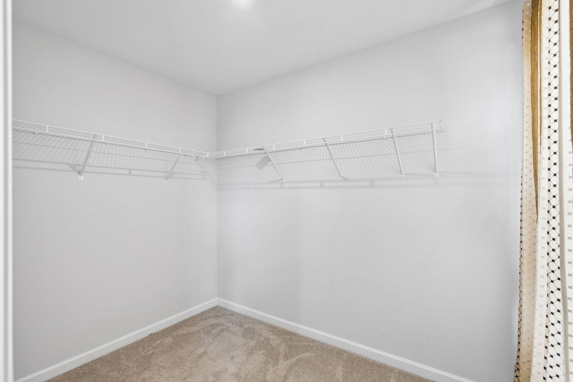 504 Purple Finch Road Photo 31