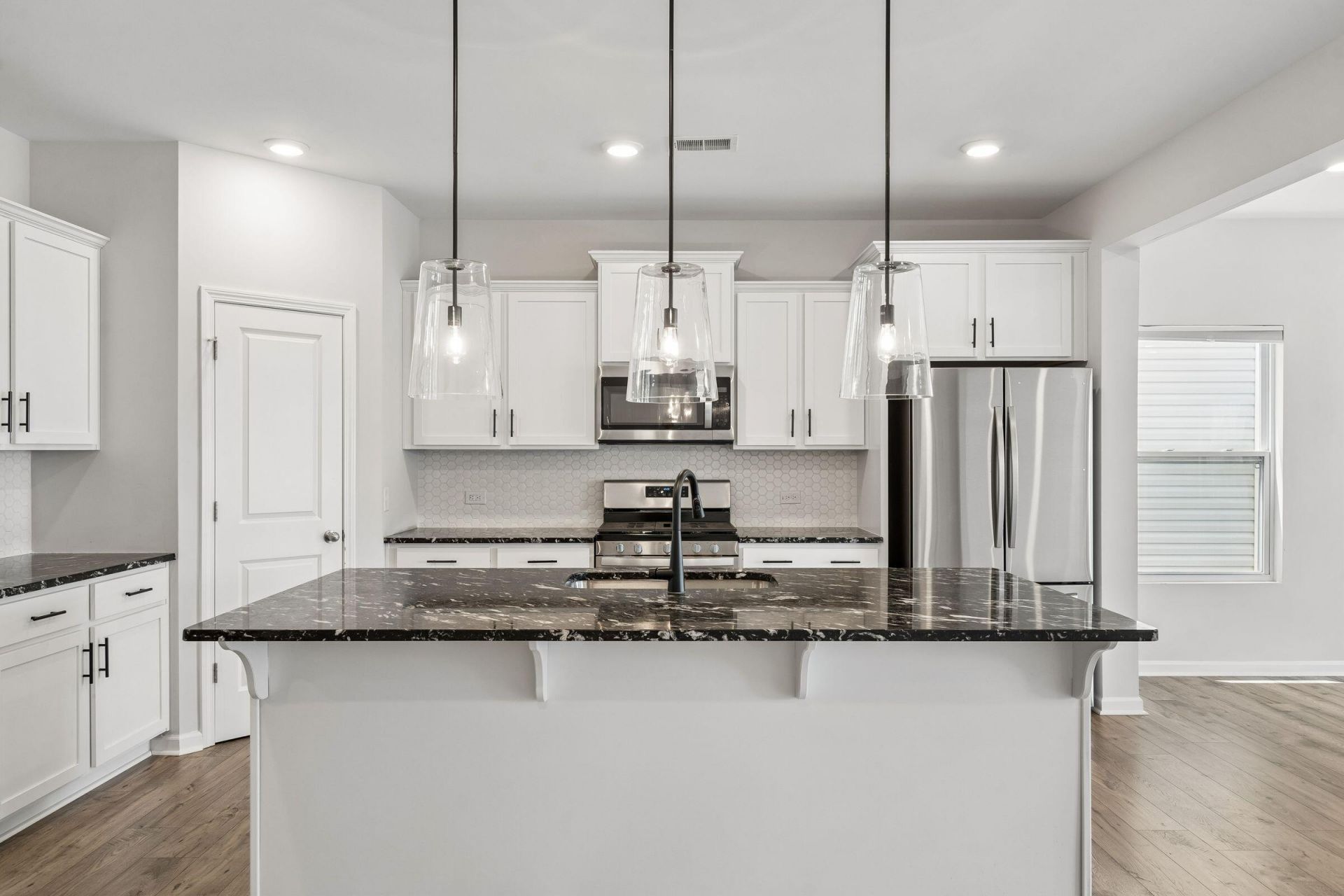 504 Purple Finch Road Photo 9