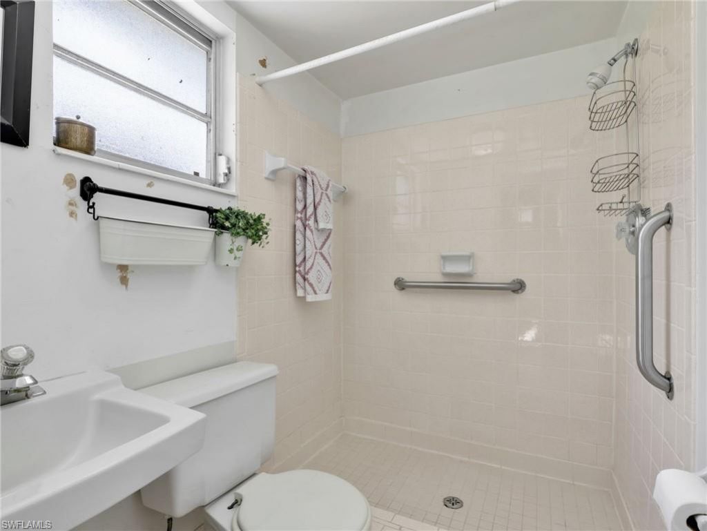1645 Ardmore Rd , Fort Myers, FL 33901 Photo