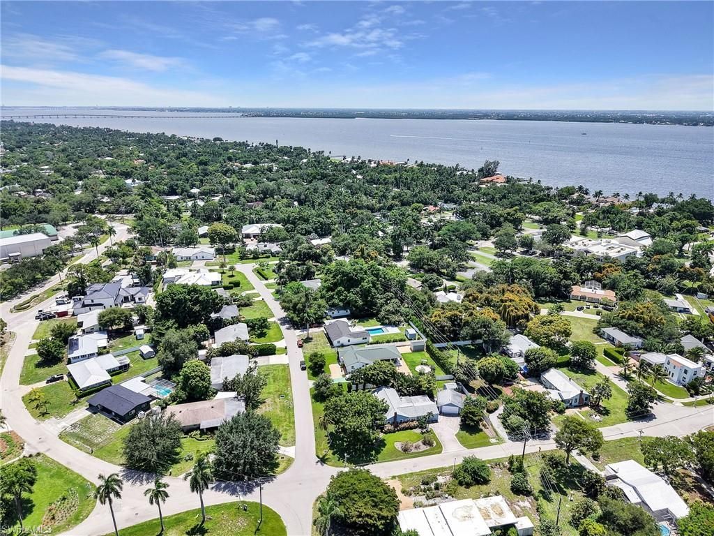 1645 Ardmore Rd , Fort Myers, FL 33901 Photo