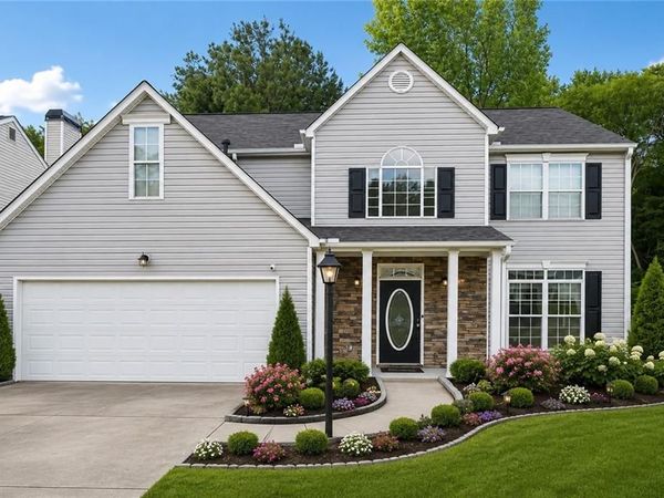 2182 Fall Creek Lodge , Loganville, GA 30052