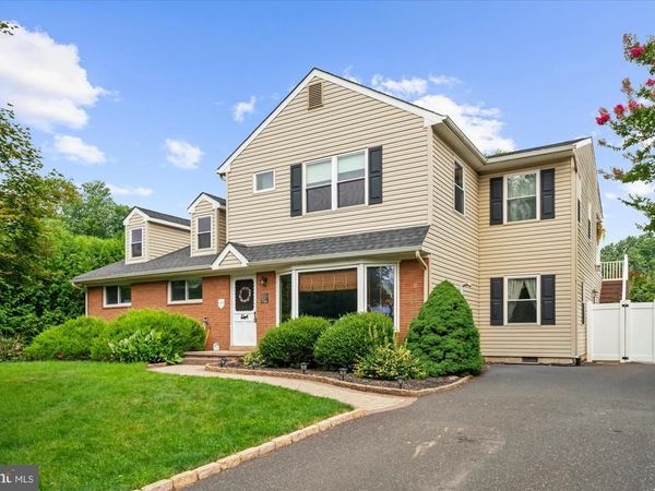 34 BUTTERNUT DRIVE, HATBORO, PA 19040