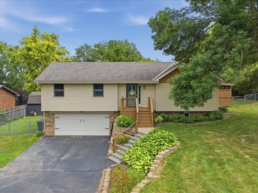 14201 OVERLAND Trail, COUNCIL BLUFFS, IA 51503