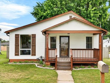 2141 AVENUE G, COUNCIL BLUFFS, IA 51501