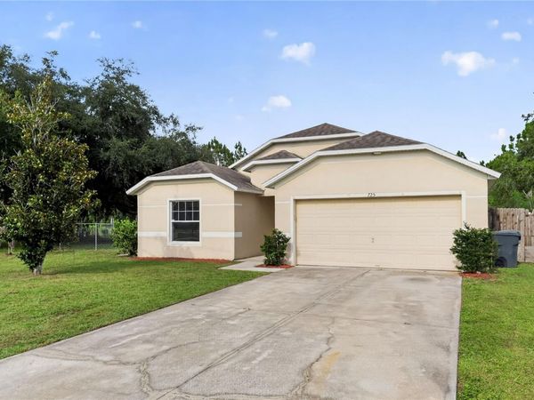725 ROBIN COURT , KISSIMMEE, FL 34759