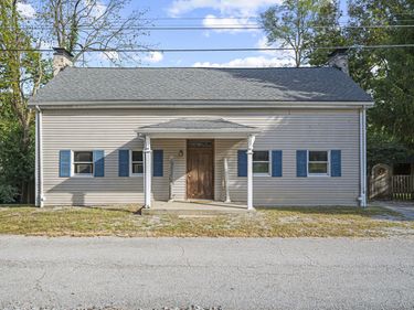 212 W Main Street, Midway, KY 40347