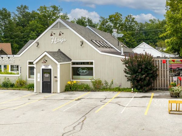 4566 Main Street, Manchester, VT 05255