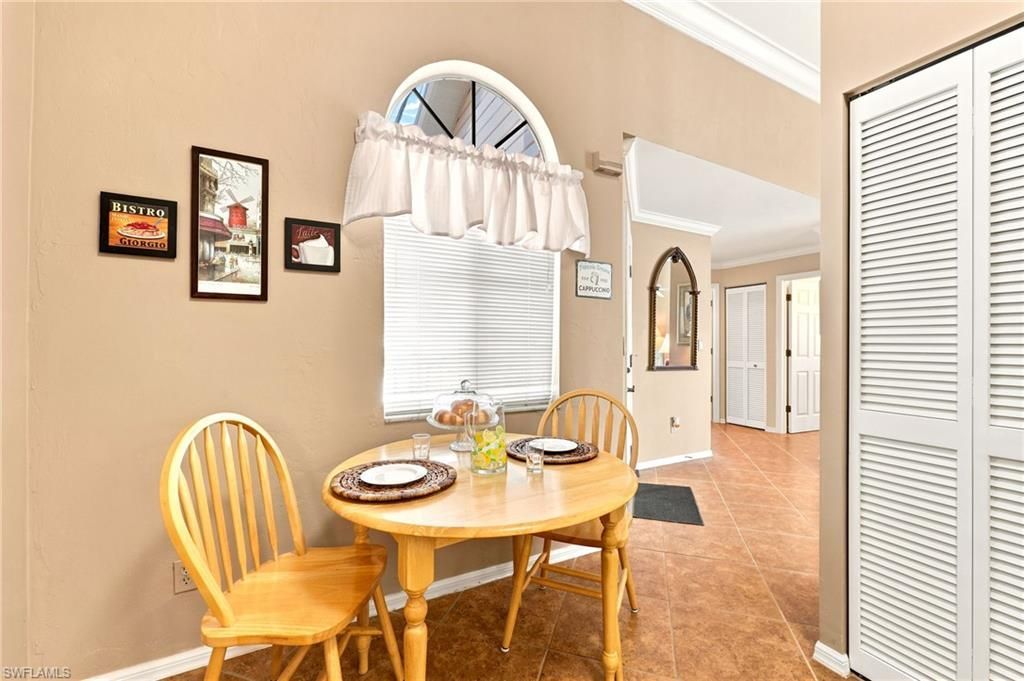 2671 Citrus Lake Dr, Unit E306, Naples, FL 34109 Photo