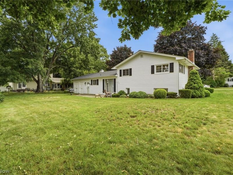 110 Hemlock Court, Painesville Township, OH 44077 Photo 6