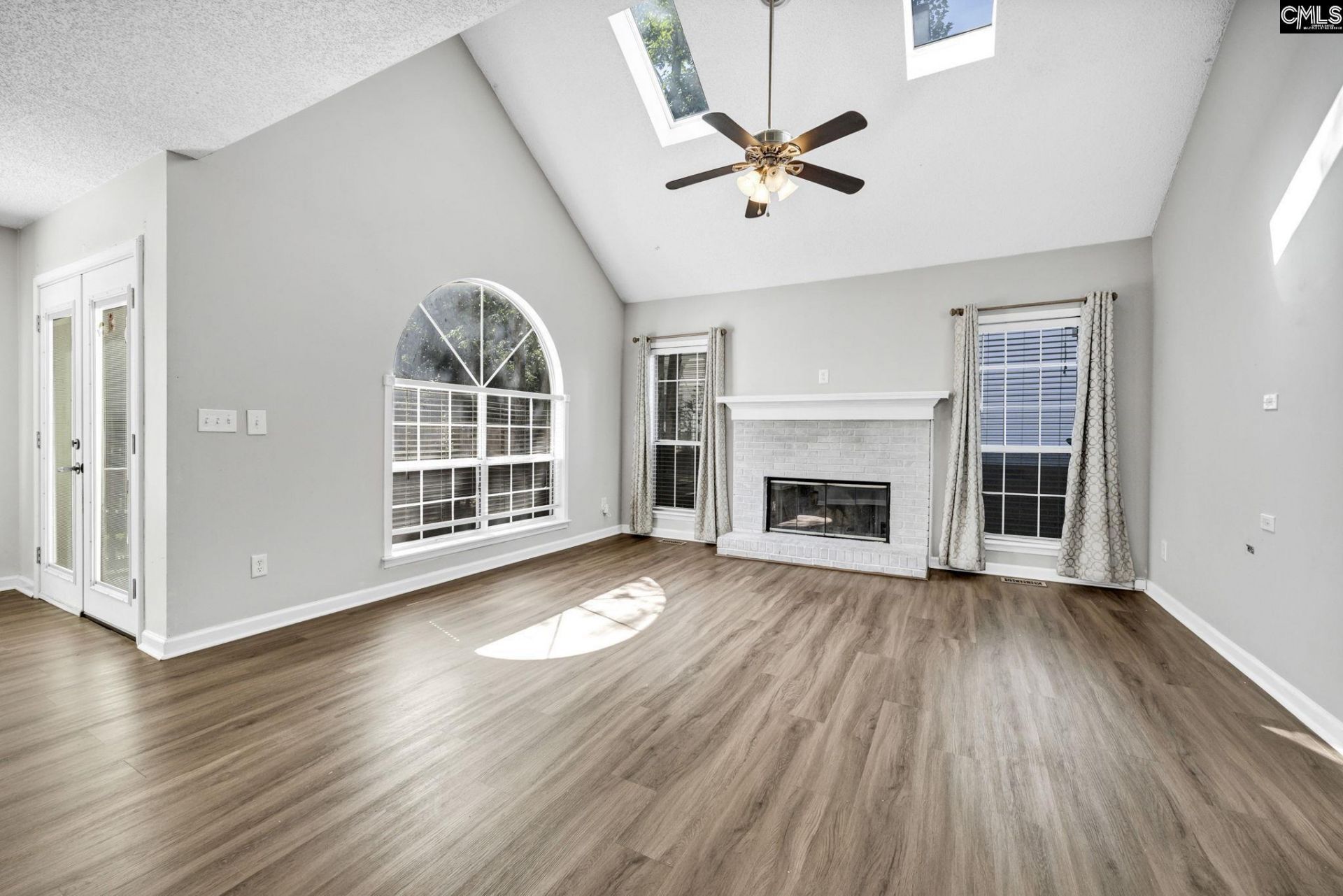 14 Red Cedar Drive  Photo 10