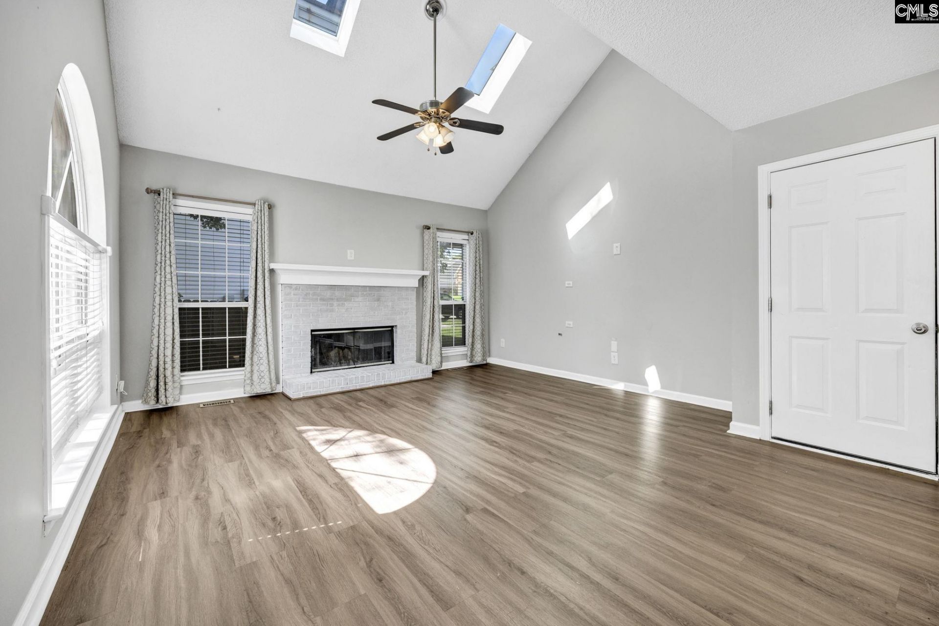 14 Red Cedar Drive  Photo 12