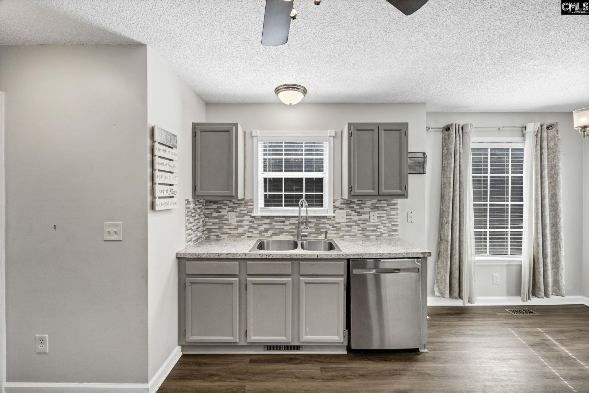14 Red Cedar Drive  Photo 16
