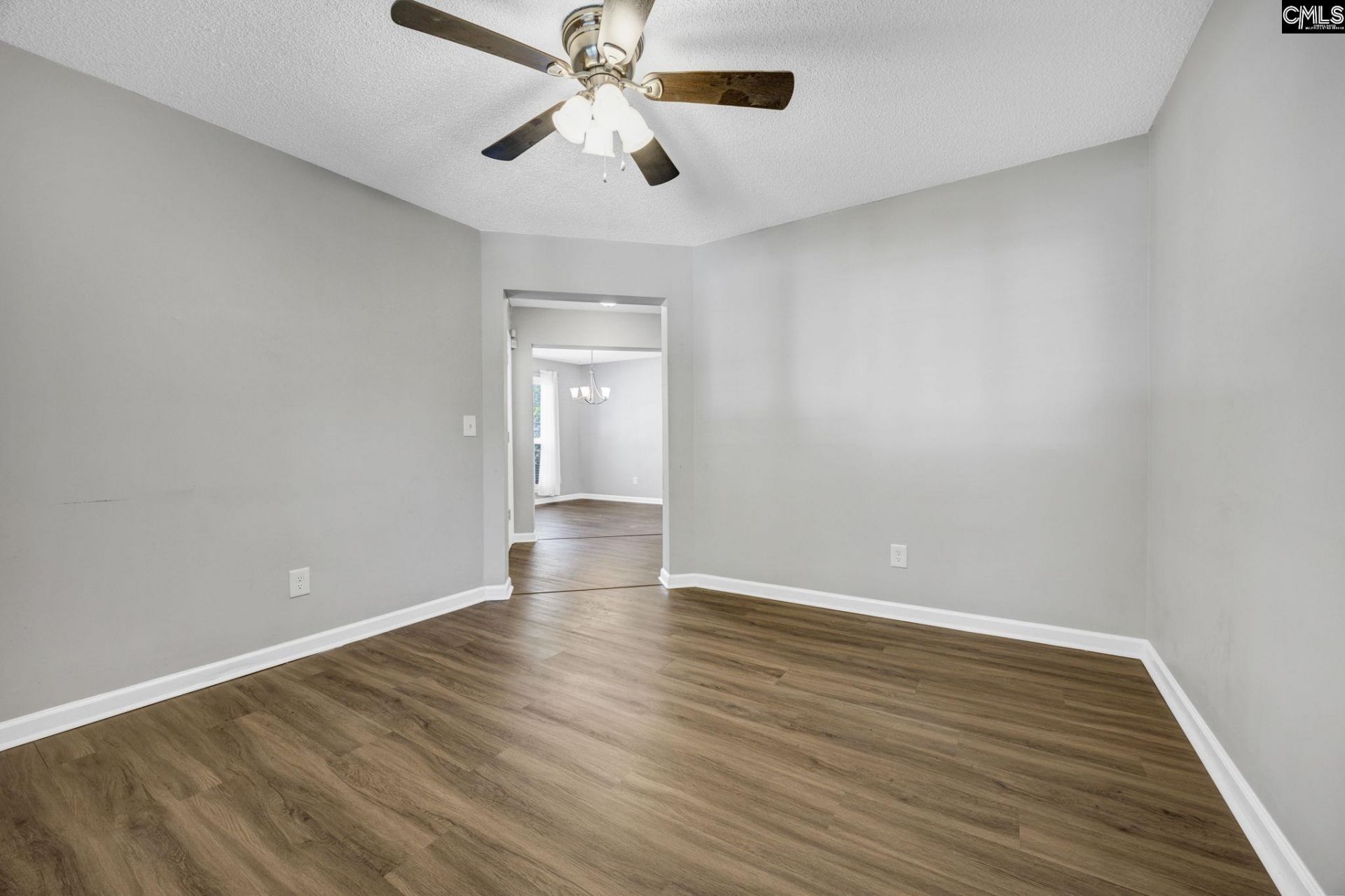 14 Red Cedar Drive  Photo 6