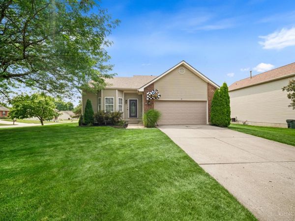 71 Long Meadow Drive, Franklin, OH 45005