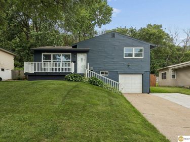 5930 N 69Th Street, Omaha, NE 68104