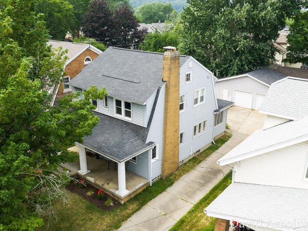 919 Myrtle Street NW, Grand Rapids, MI 49504