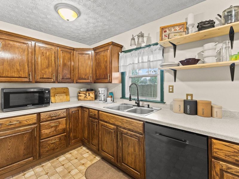 810 Lincoln Drive, Washington Court House, OH 43160 Photo 13