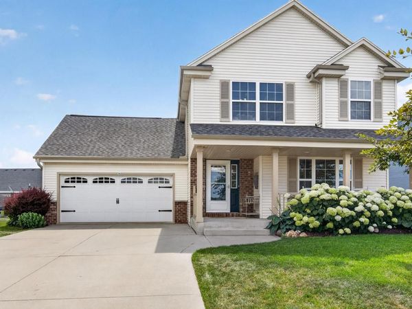 545 Big Bend WAY, Hartford, WI 53027