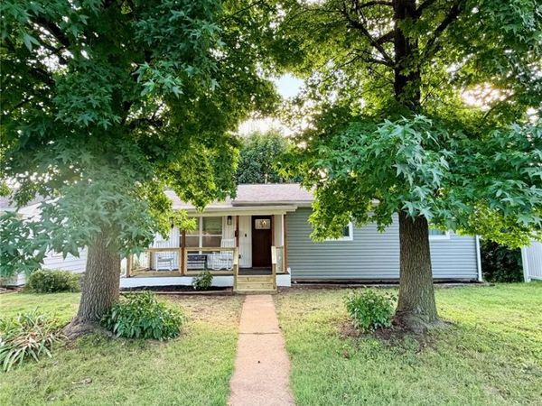 1007 Lindsay Avenue , Crystal City, MO 63019