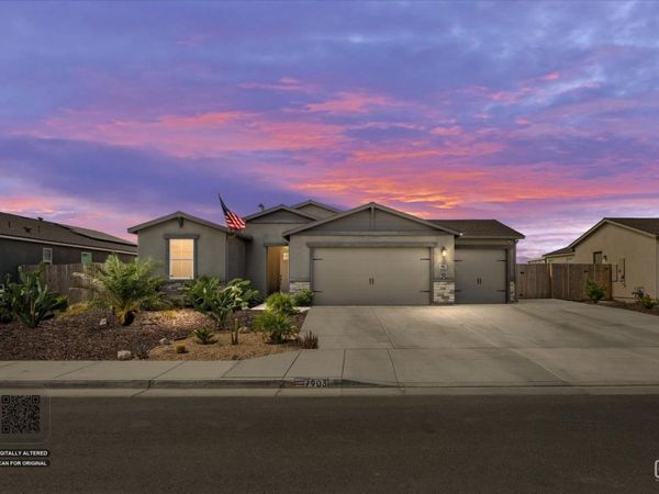 7903 Rock Port Avenue, Bakersfield, CA 93313
