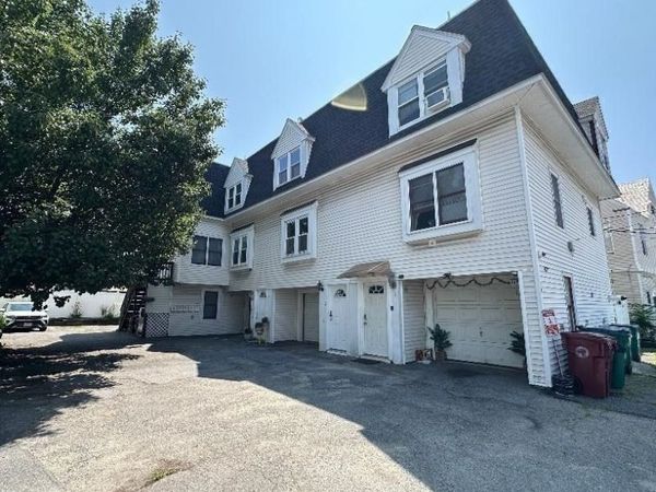 54 Gates St, Unit 2, Lowell, MA 01851