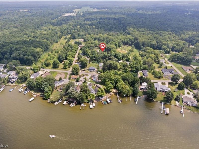 1499 Beachview Drive, Lake Milton, OH 44429 Photo 10