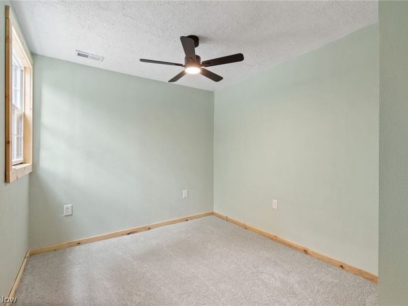 1499 Beachview Drive, Lake Milton, OH 44429 Photo 19