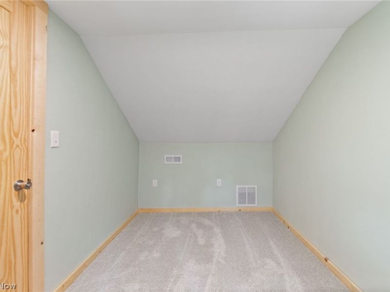 1499 Beachview Drive, Lake Milton, OH 44429 Photo 32
