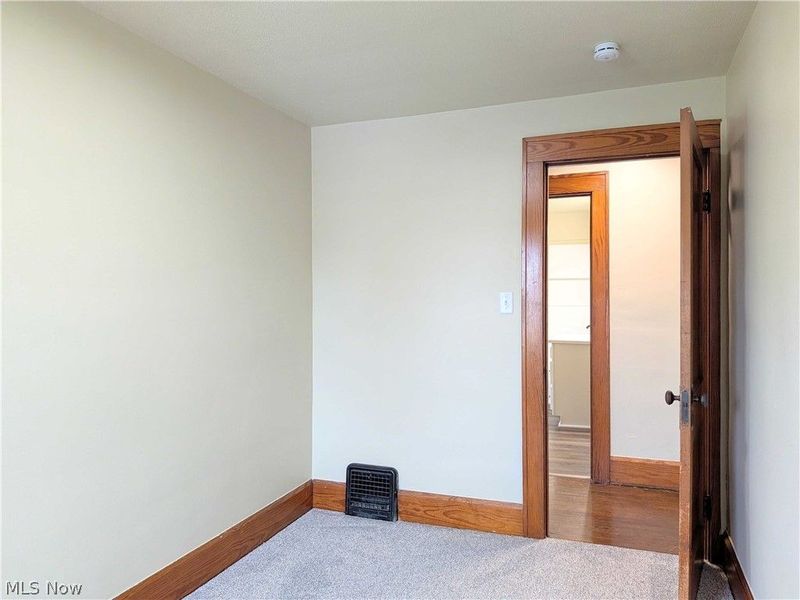 345 Wabash Avenue S, Brewster, OH 44613 Photo 19