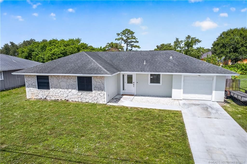 5909 Cassia Drive, Fort Pierce, FL 34982 Photo