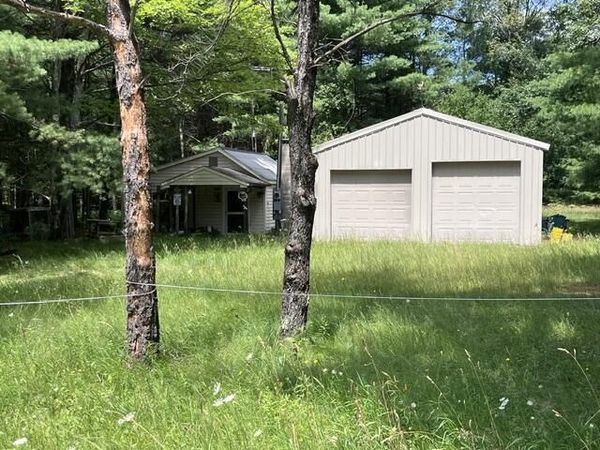 8858 E Manales Road, Branch, MI 49402