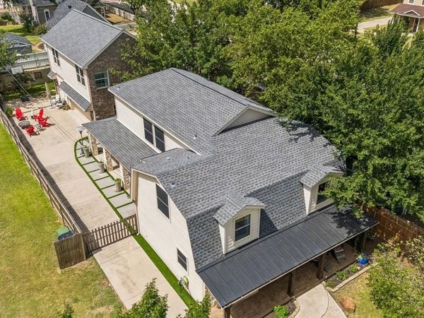 302 Denton Drive, Roanoke, TX 76262